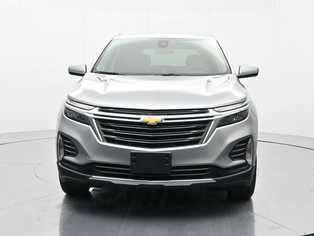 Used 2024 Chevrolet Equinox LT image 2