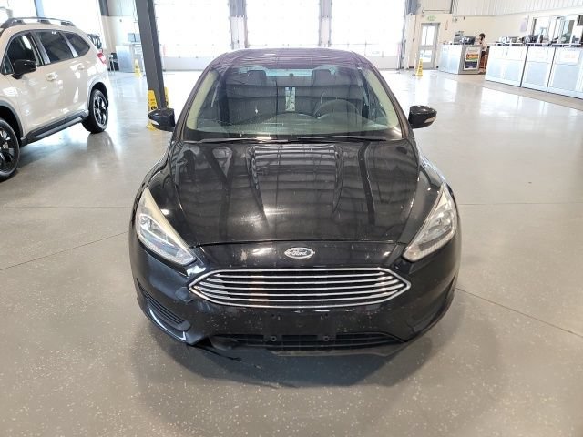 Used 2015 Ford Focus SE FWD image 2