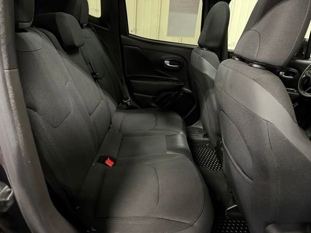 Used 2019 Jeep Renegade Altitude w/ Quick Order Package 2XM image 22