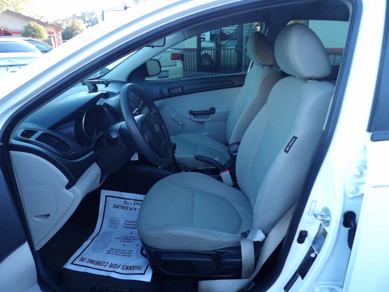 Used 2012 Kia Forte LX FWD image 7