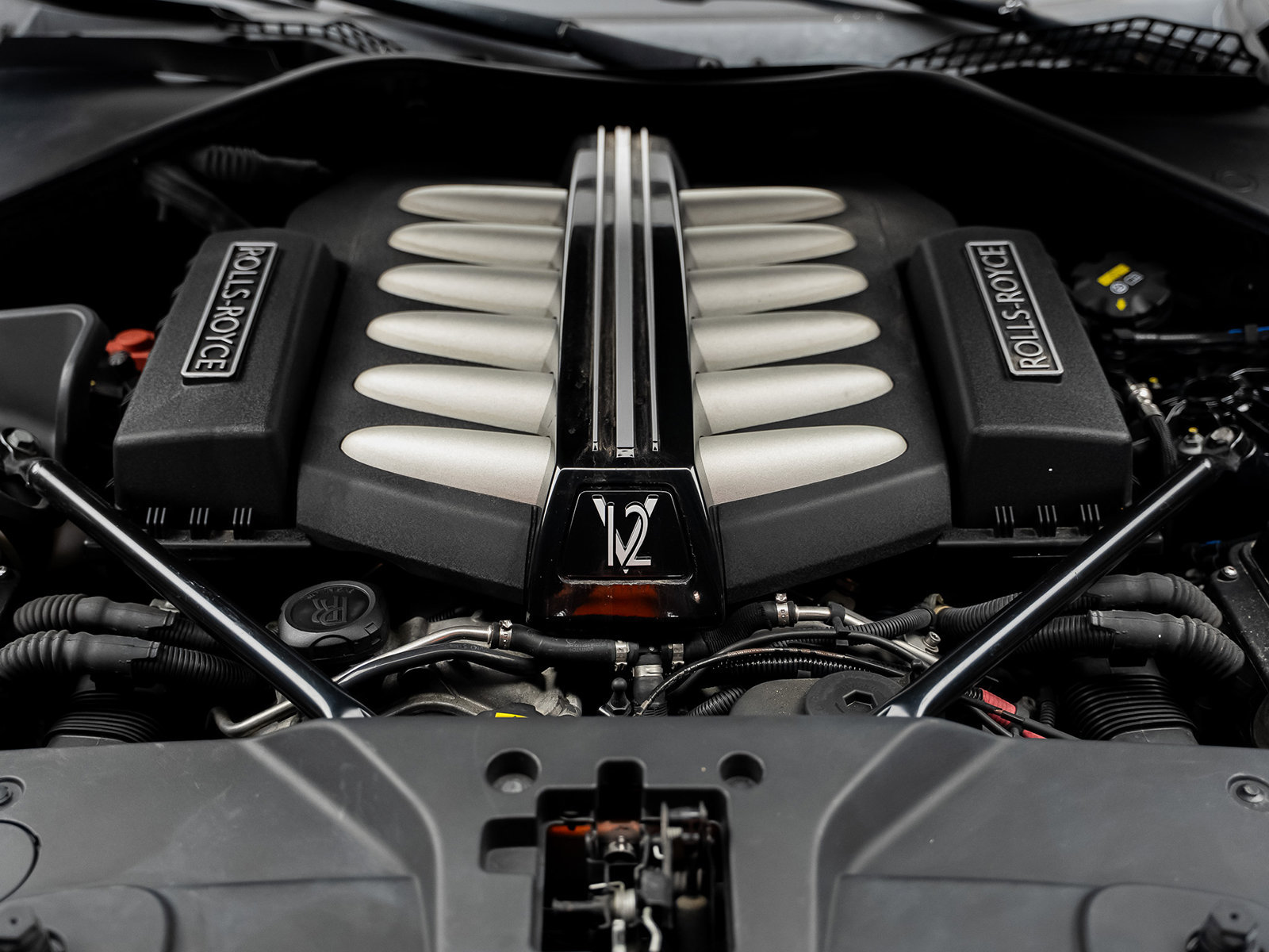 Used 2016 Rolls-Royce Wraith RWD image 59