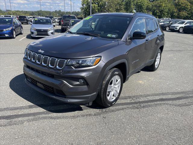 Certified 2022 Jeep Compass Latitude image 1