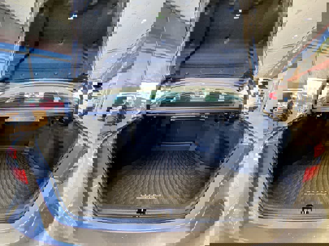 Used 2024 Toyota Camry LE FWD image 25