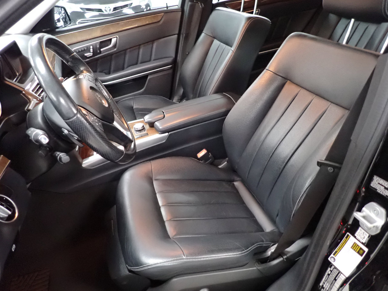 Used 2014 Mercedes-Benz E 350 4MATIC Wagon w/ Premium 1 Package image 13