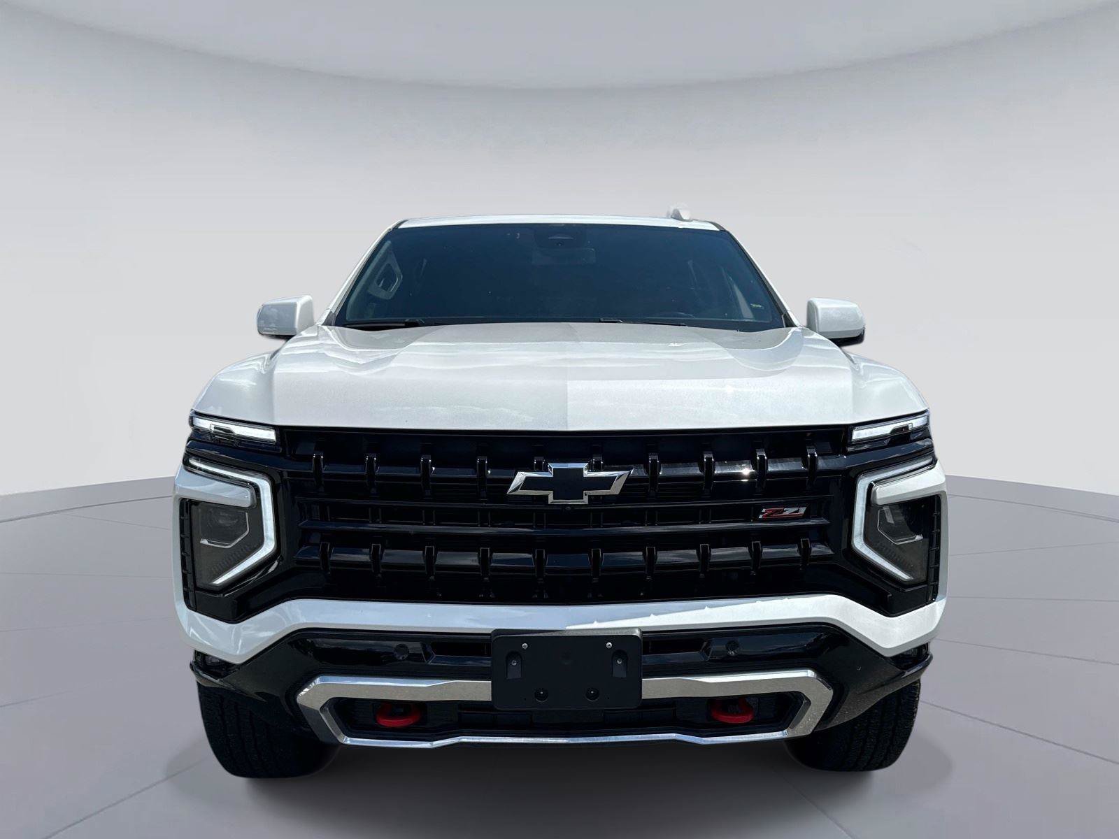 Used 2025 Chevrolet Suburban Z71 AWD/4WD image 9