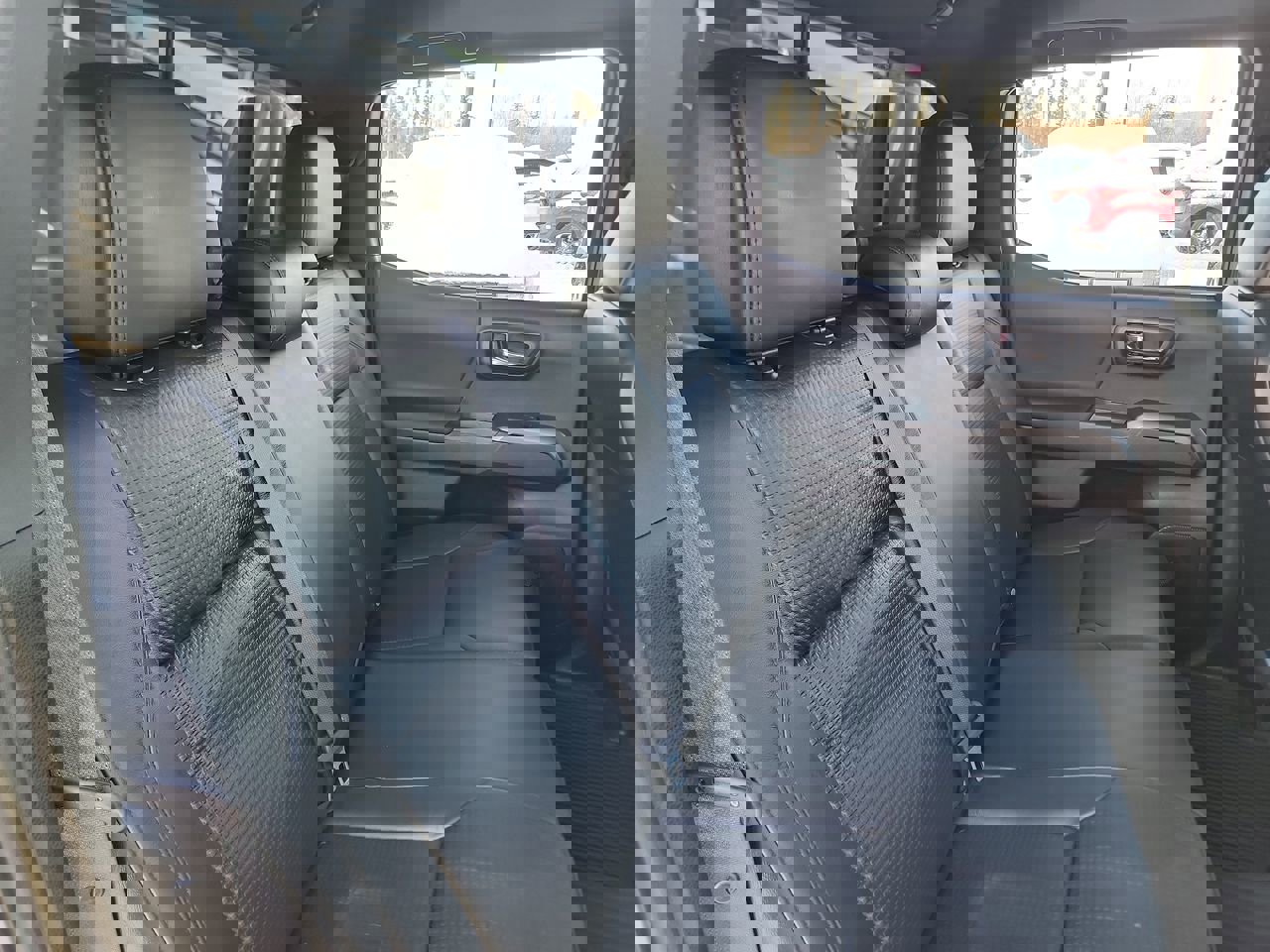 Used 2023 Toyota Tacoma TRD Off-Road w/ TRD Premium Off Road Package image 22