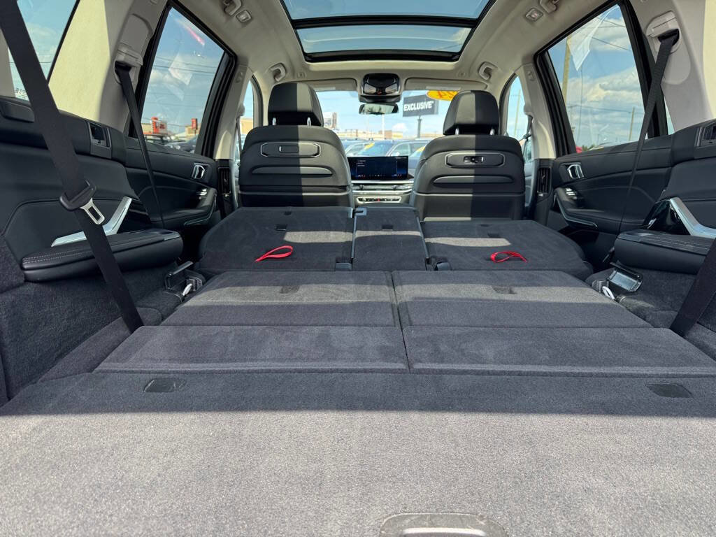 Used 2024 BMW X7 xDrive40i image 50