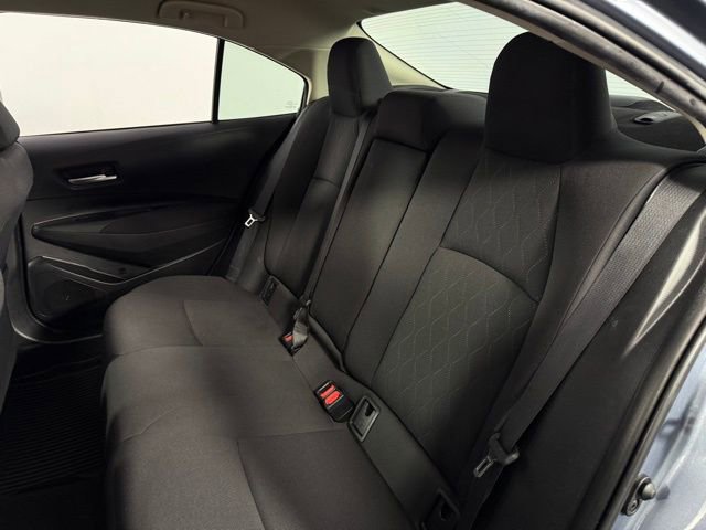 Used 2020 Toyota Corolla LE image 16