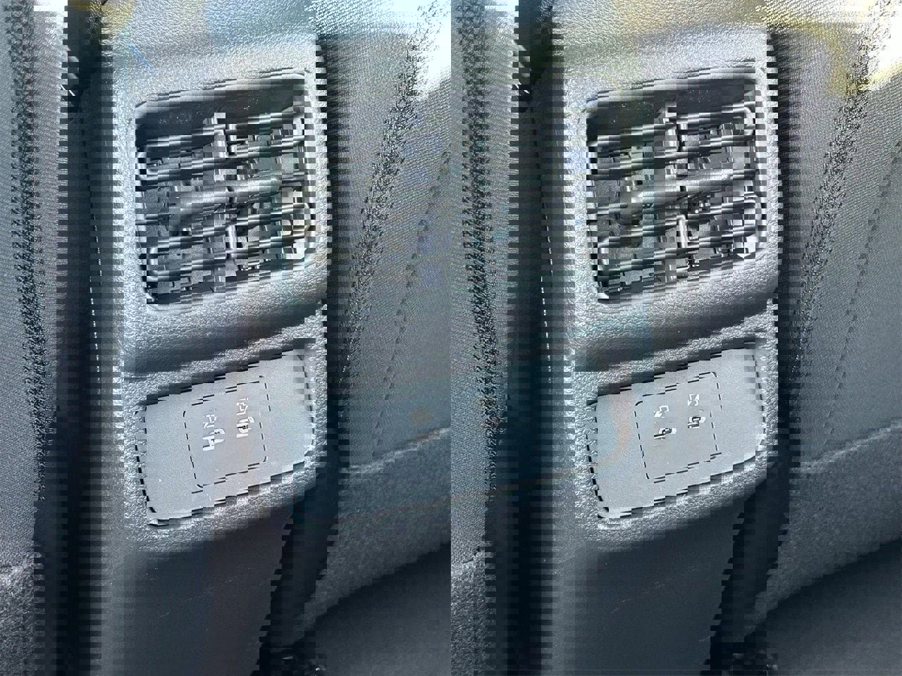 New 2026 Nissan Leaf SV+ w/ Illuminated Package image 16