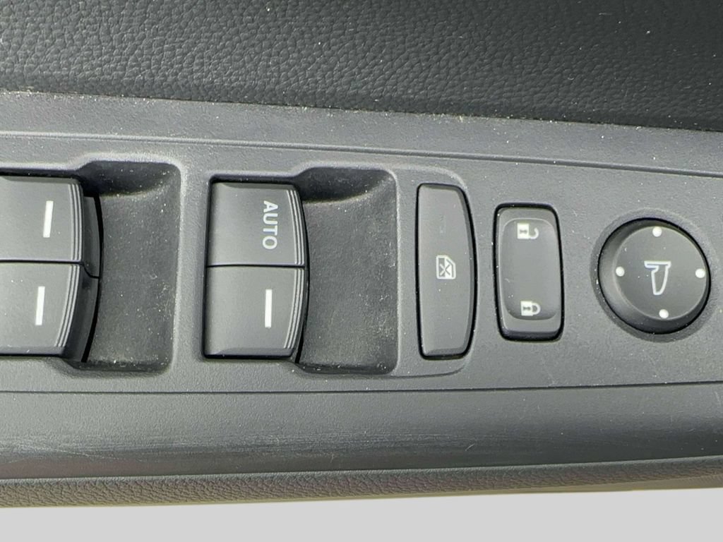 Used 2023 Honda CR-V LX image 13