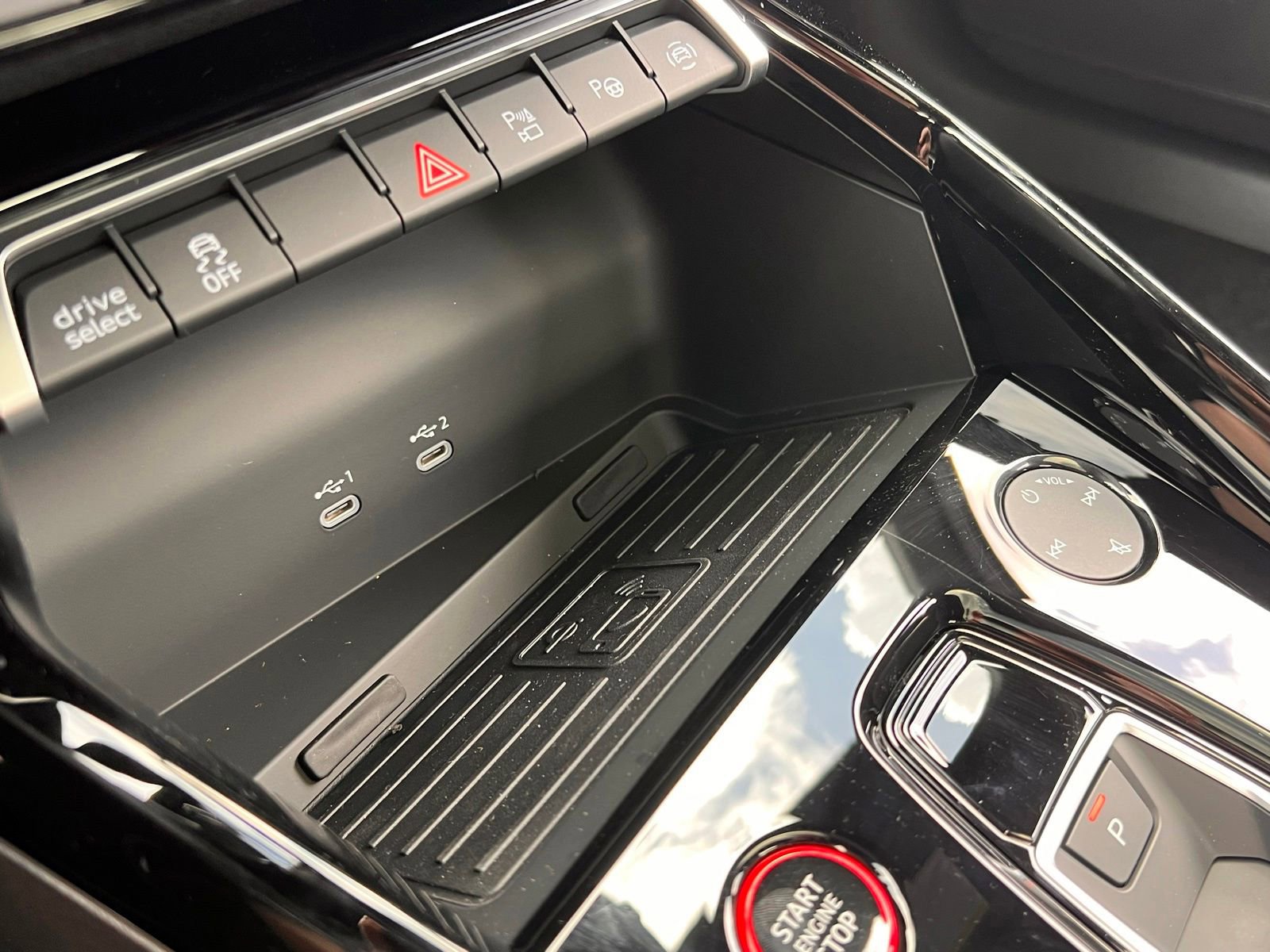 New 2026 Audi RS 3 AWD/4WD image 13