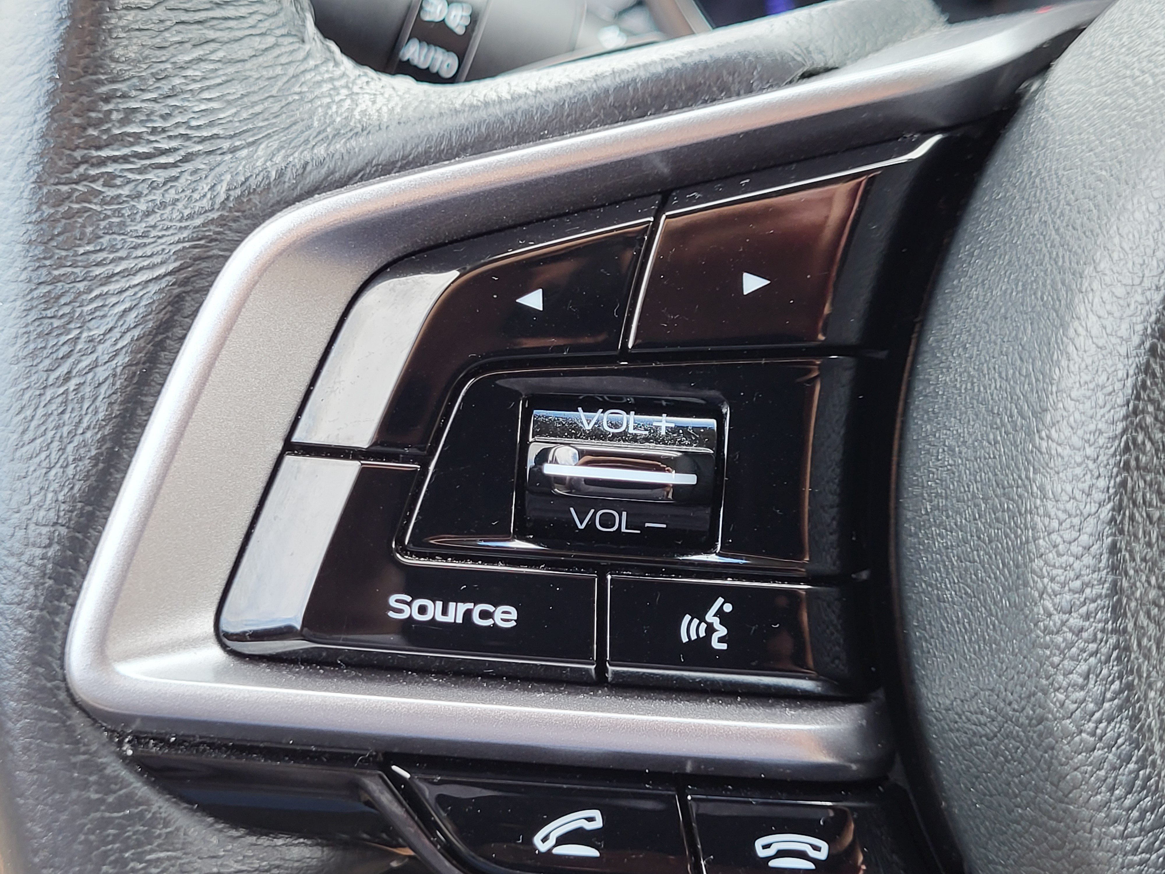 Used 2018 Subaru Outback 2.5i Limited AWD/4WD image 28