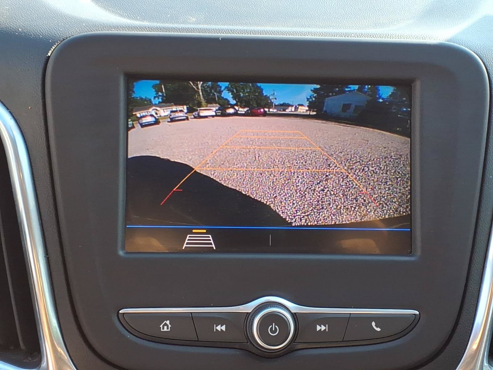 Used 2020 Chevrolet Equinox LT AWD/4WD image 19