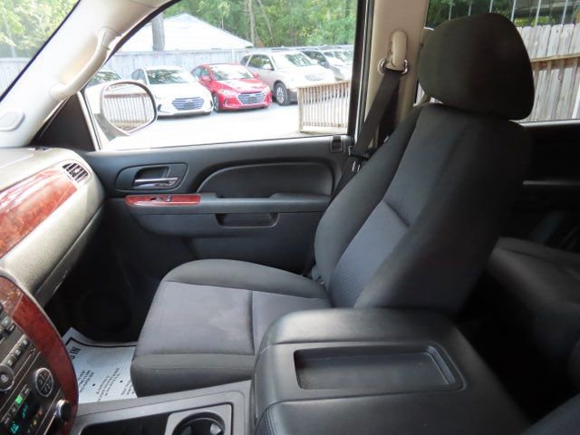 Used 2010 Chevrolet Tahoe LS w/ Interior Plus Package image 20