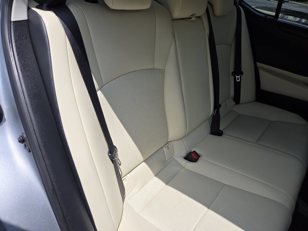 Used 2022 Lexus ES 250 w/ Premium Package AWD/4WD image 27