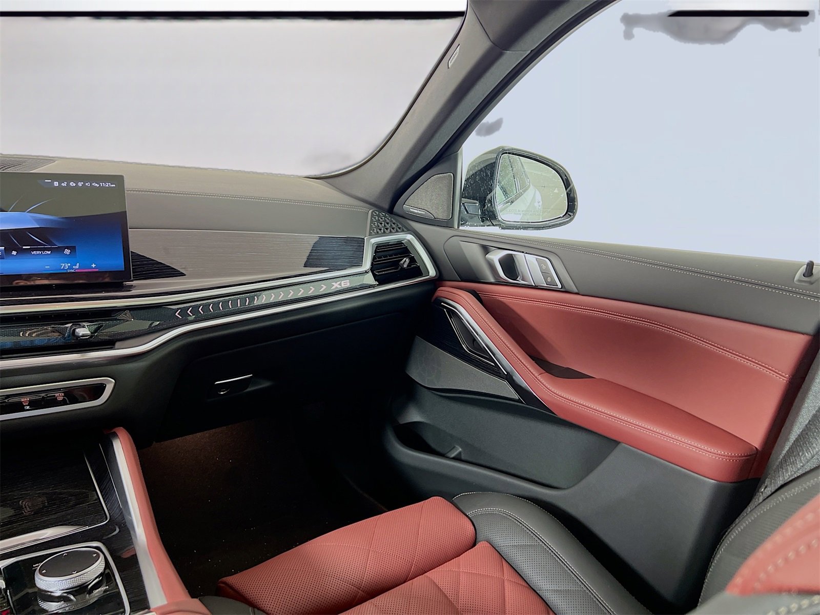 New 2026 BMW X6 xDrive40i w/ Climate Comfort Package image 27