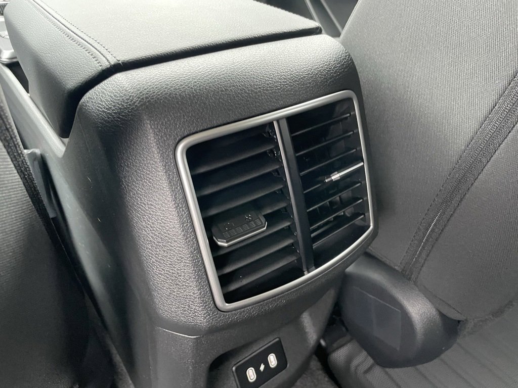 New 2026 Kia Sportage LX image 23