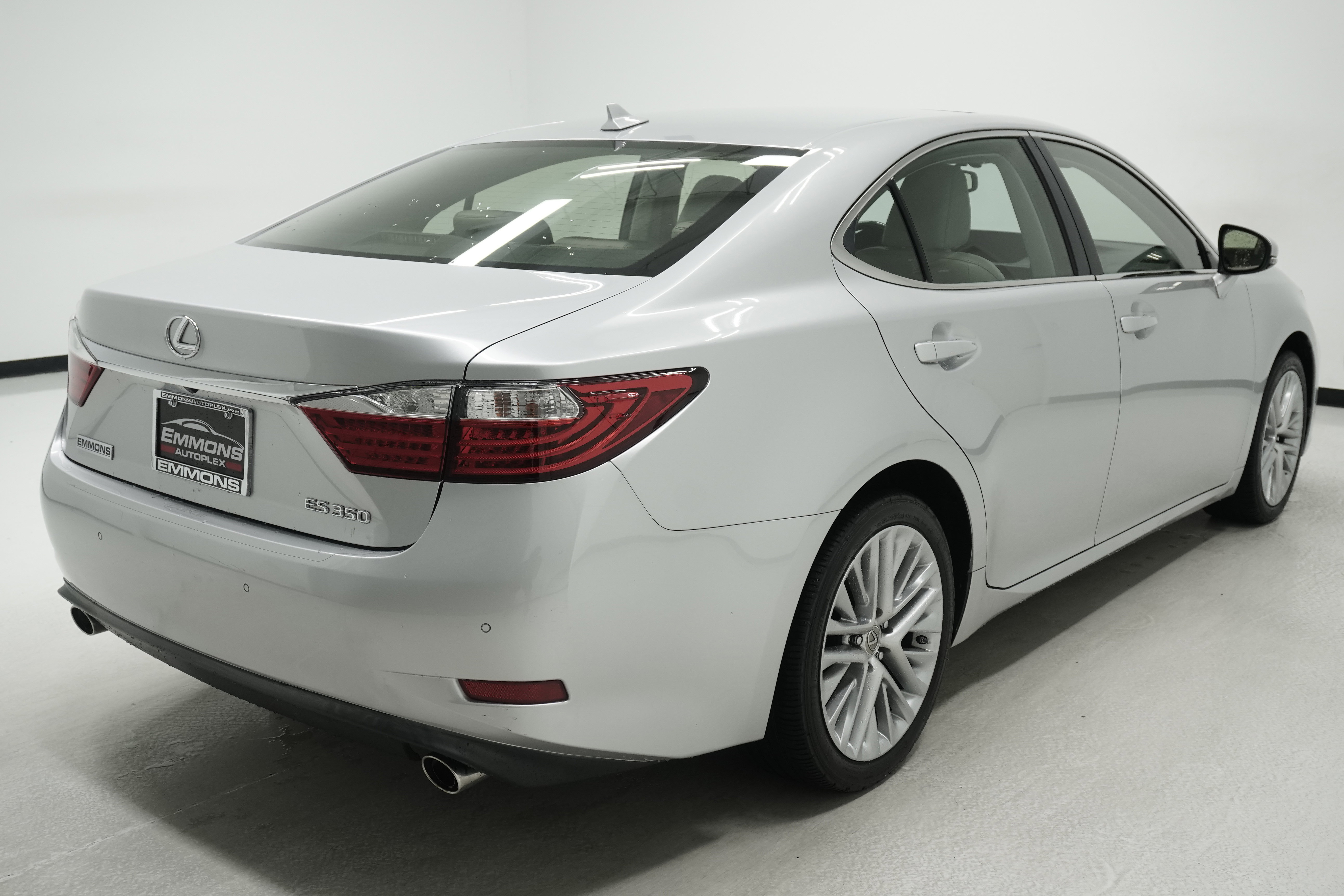 Used 2013 Lexus ES 350 w/ Luxury Pkg FWD image 4