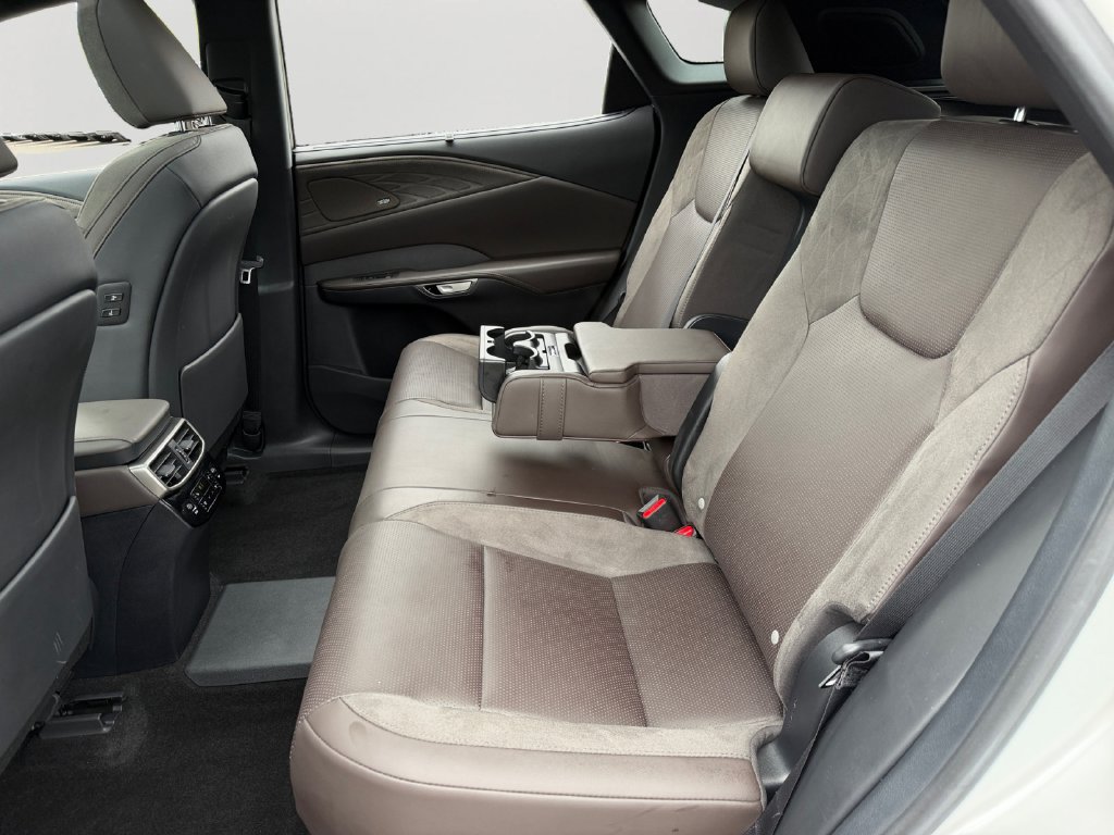 Certified 2024 Lexus RX 450h AWD w/ Convenience Package image 12
