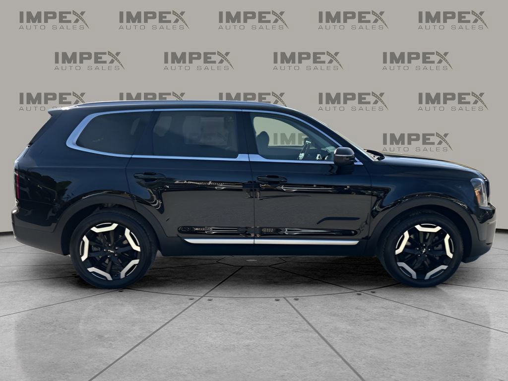 Used 2023 Kia Telluride EX FWD image 6