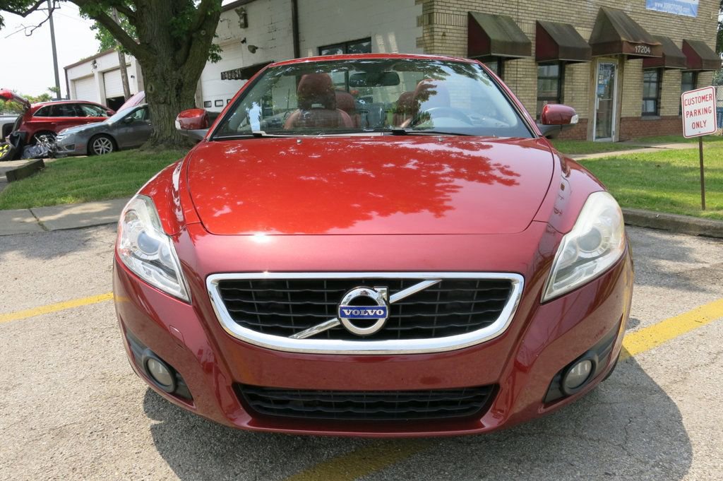 Used 2011 Volvo C70 T5 image 7