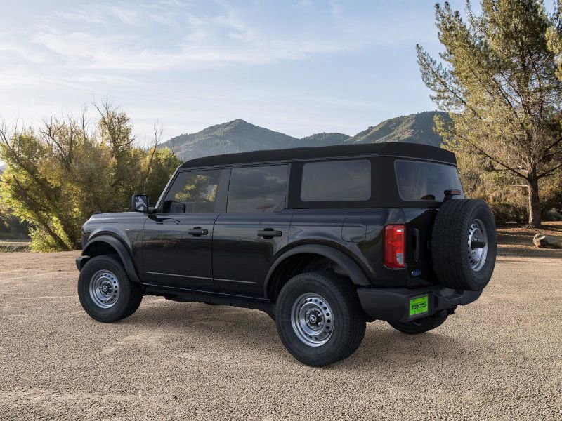 New 2025 Ford Bronco 4-Door image 4