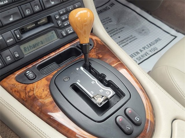 Used 2002 Jaguar XK8 Convertible image 13