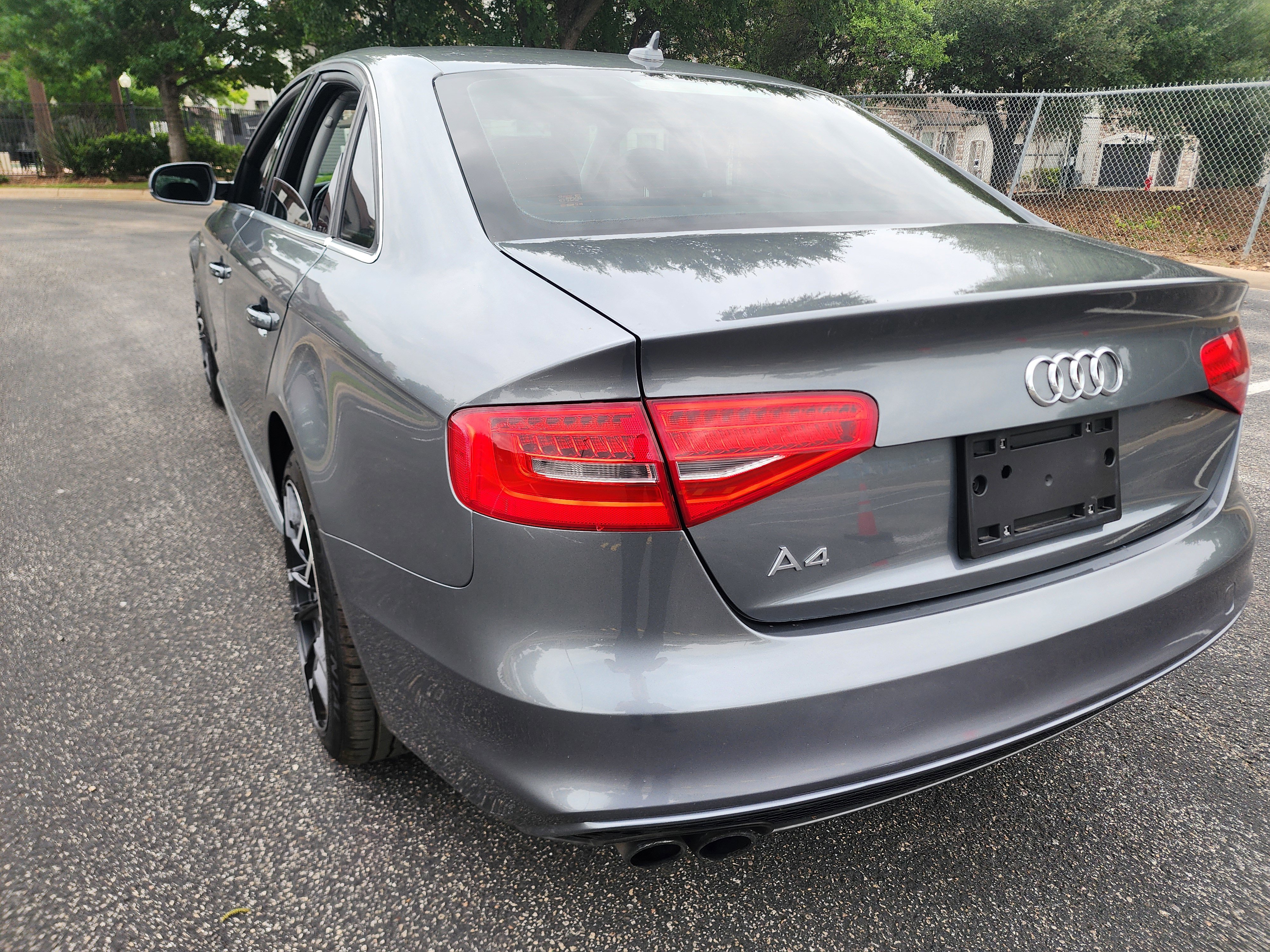 Used 2016 Audi A4 2.0T Premium w/ Convenience Plus Package FWD image 5
