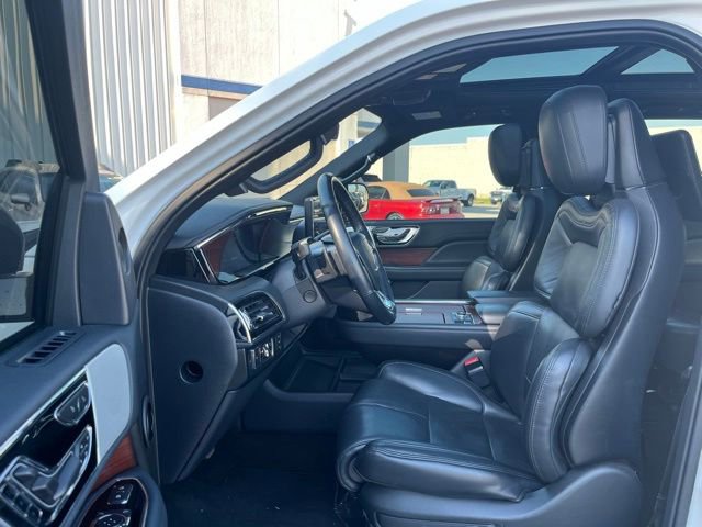Used 2023 Lincoln Navigator Reserve AWD/4WD image 14
