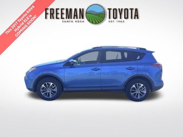 Used 2017 Toyota RAV4 XLE w/ Convenience Package AWD/4WD image 1