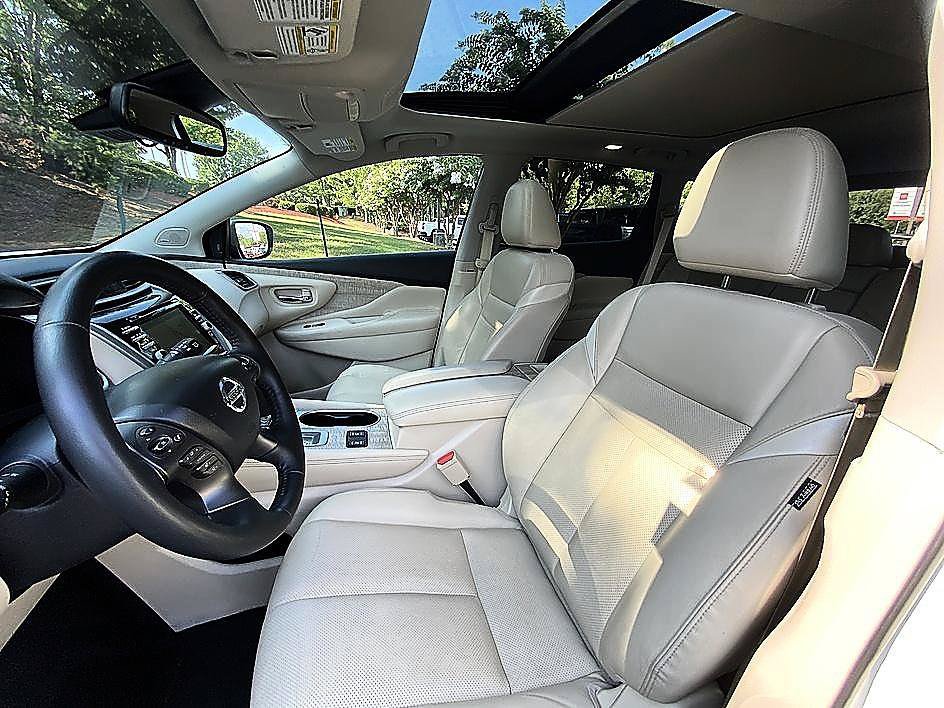 Used 2019 Nissan Murano SL w/ SL Technology Package FWD image 10