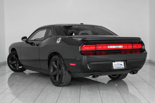 Used 2014 Dodge Challenger R/T image 7