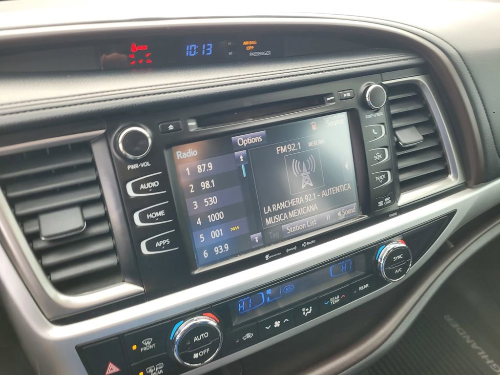 Used 2019 Toyota Highlander XLE image 15