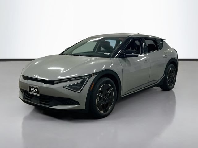 New 2026 Kia EV6 Light RWD image 3