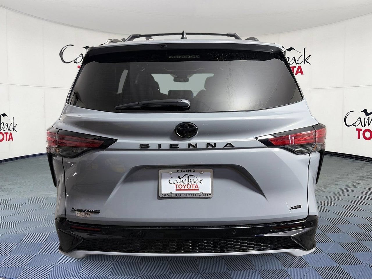 New 2026 Toyota Sienna XSE AWD/4WD image 7