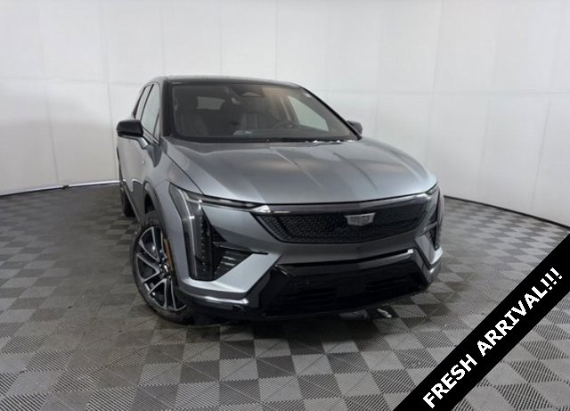 Certified 2025 Cadillac Optiq Sport 2 image 1