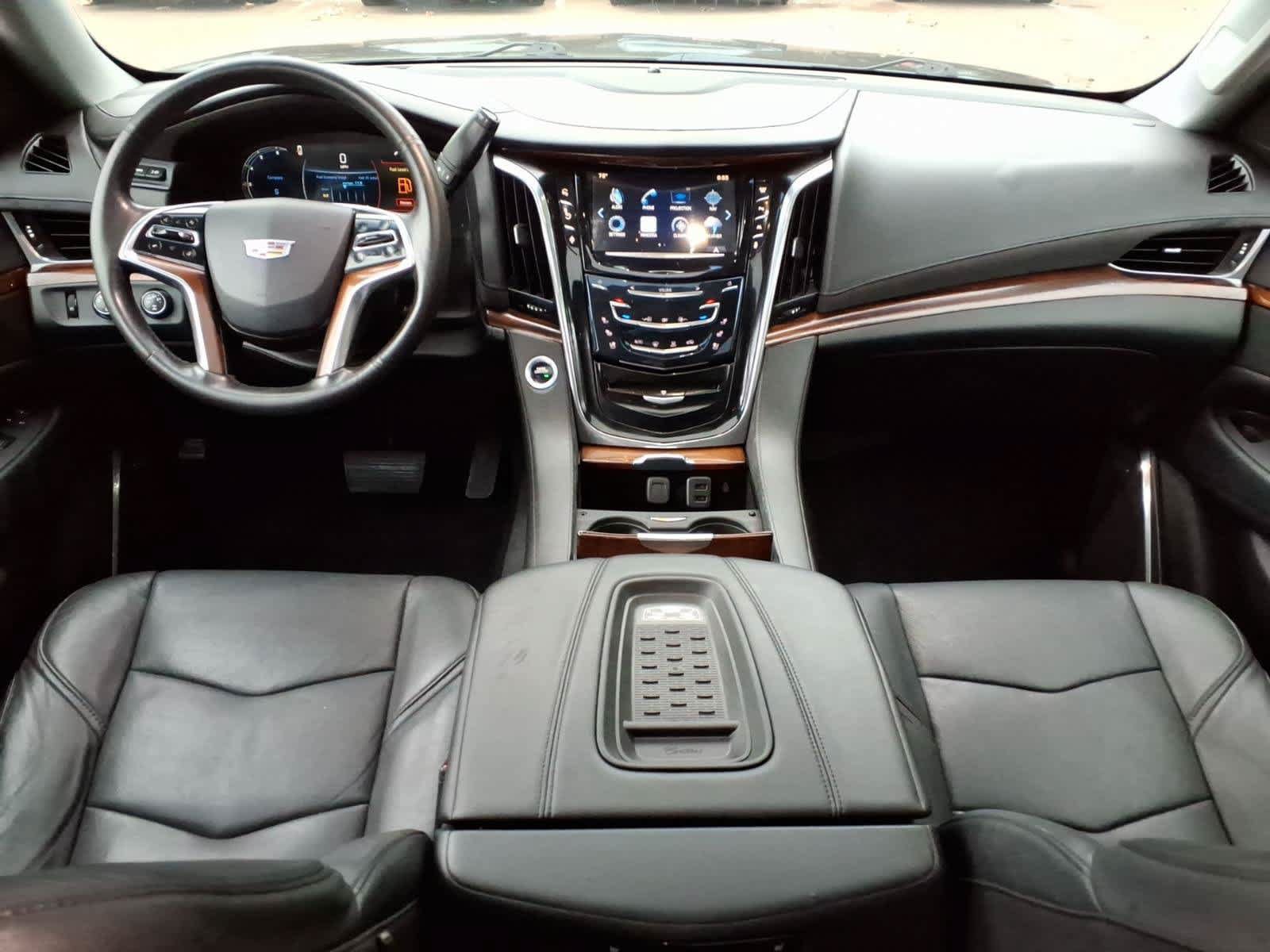 Used 2016 Cadillac Escalade Luxury AWD/4WD image 10