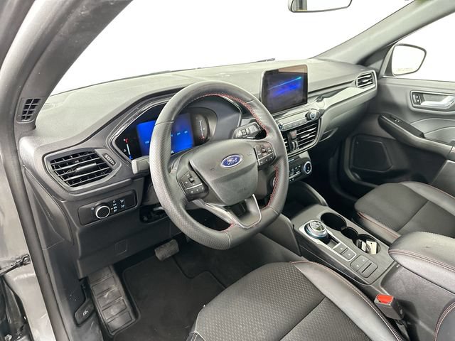 Used 2025 Ford Escape ST-Line AWD/4WD image 10