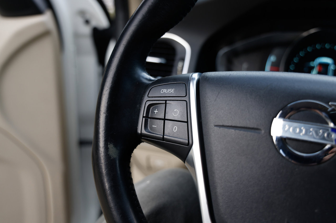 Used 2015 Volvo S60 T5 Platinum image 26