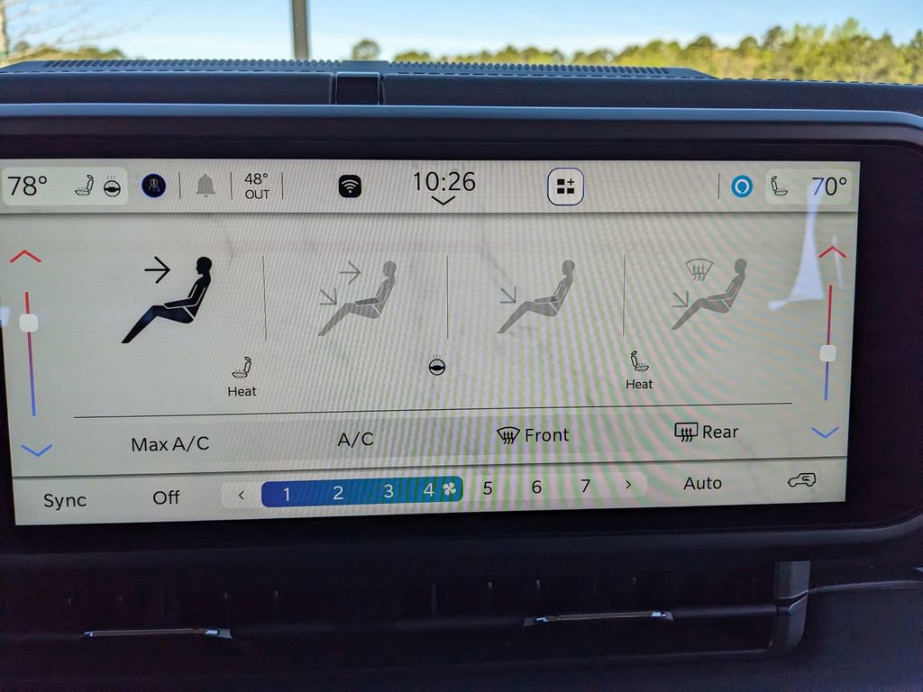 Used 2024 Jeep Wrangler Unlimited Sahara w/ Technology Group image 33