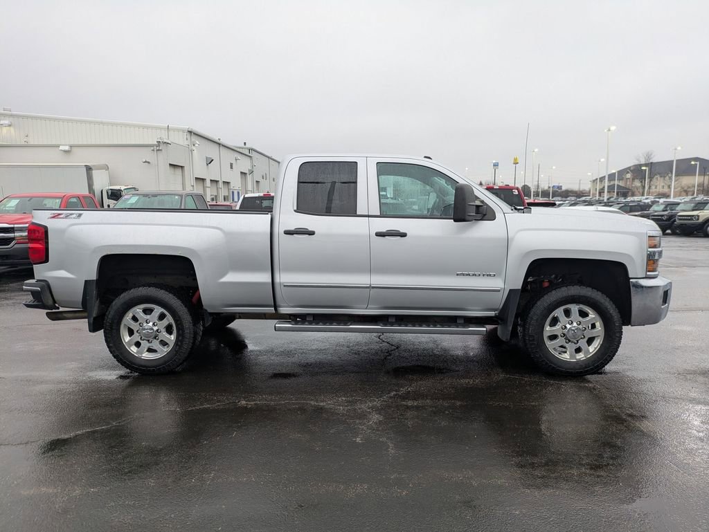 Used 2015 Chevrolet Silverado 2500 LT w/ LT Convenience Package image 8
