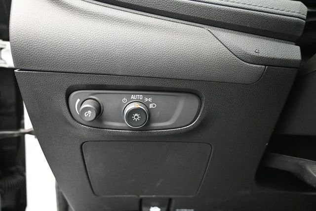 Used 2025 Buick Encore GX Preferred AWD/4WD image 14