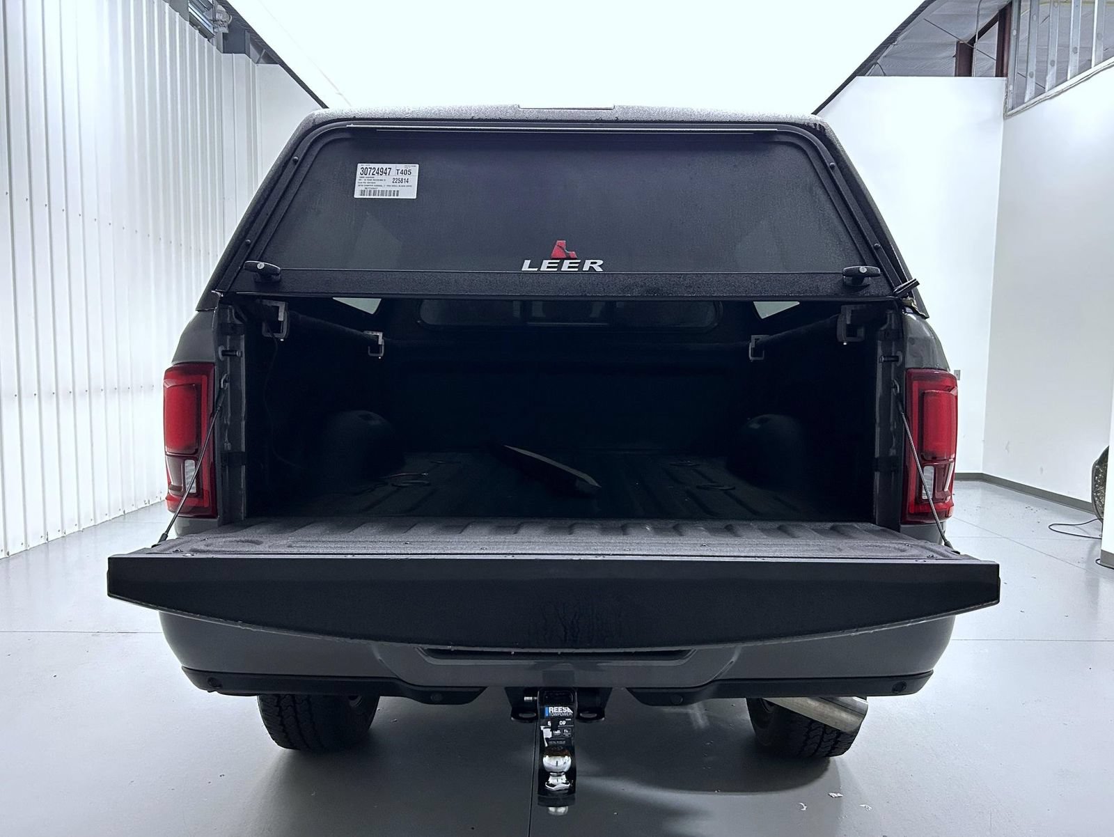 Used 2026 RAM 2500 Laramie w/ Night Edition AWD/4WD image 21