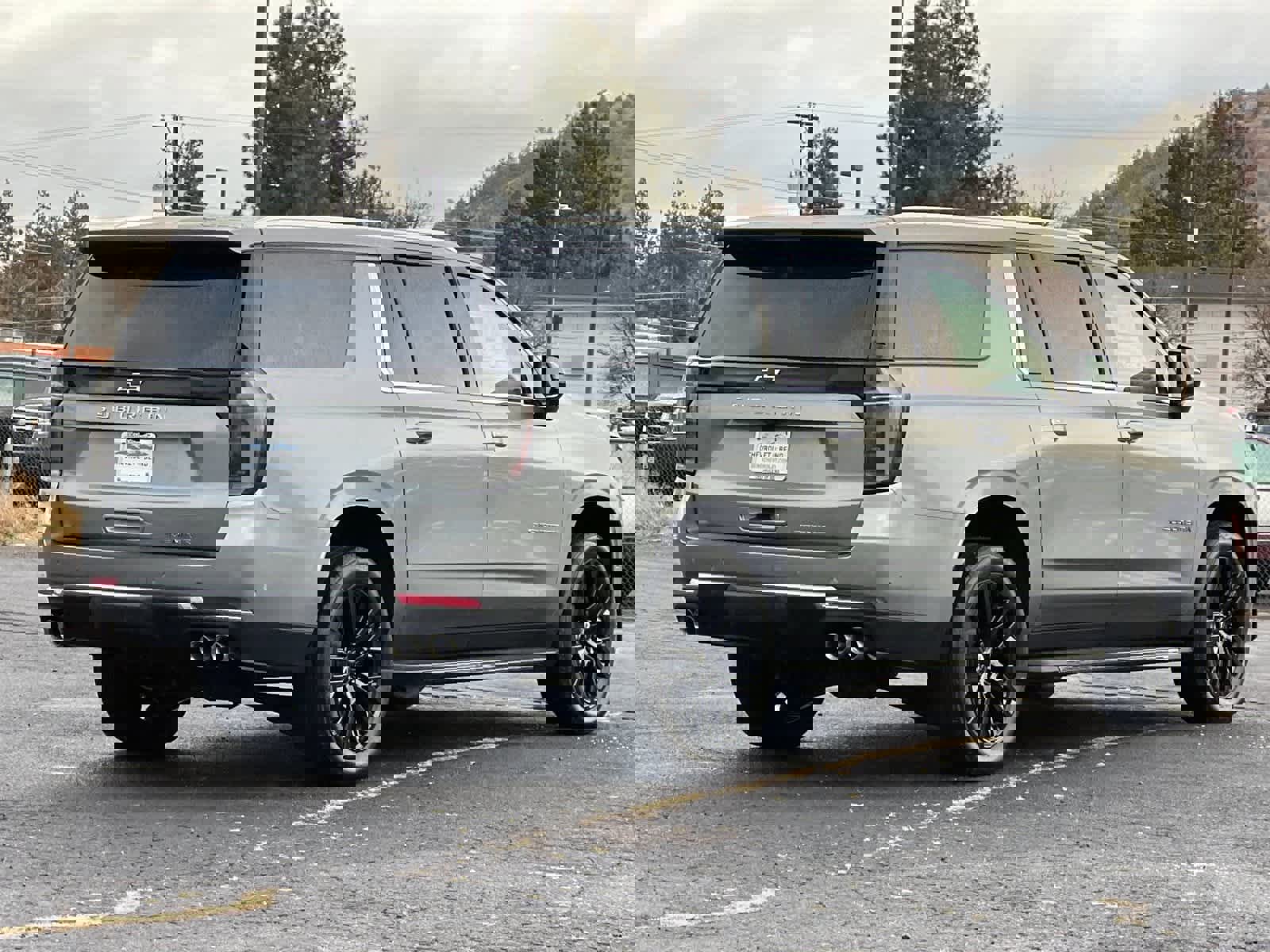 New 2026 Chevrolet Suburban Premier image 2