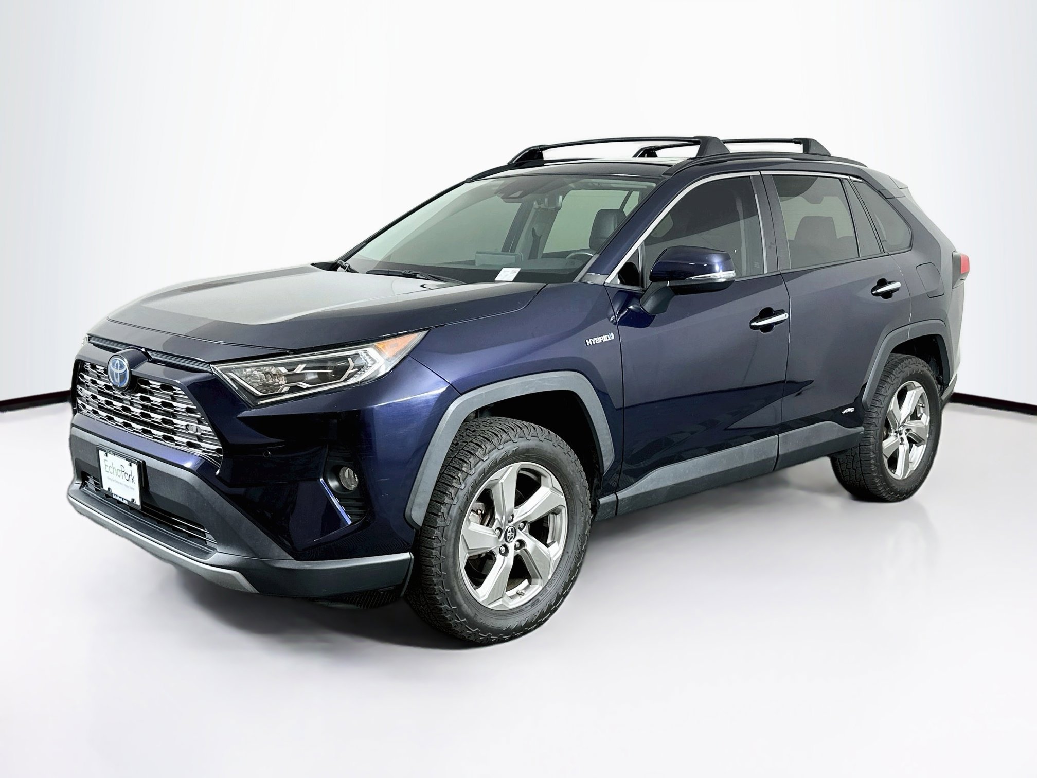 Used 2019 Toyota RAV4 Limited AWD/4WD image 3