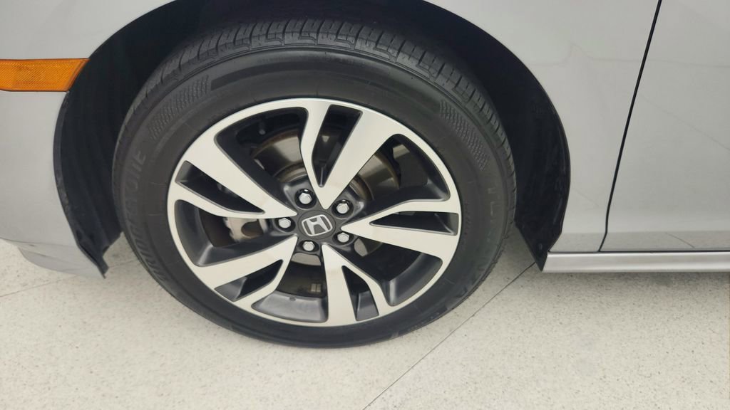 Used 2024 Honda Odyssey Touring image 30