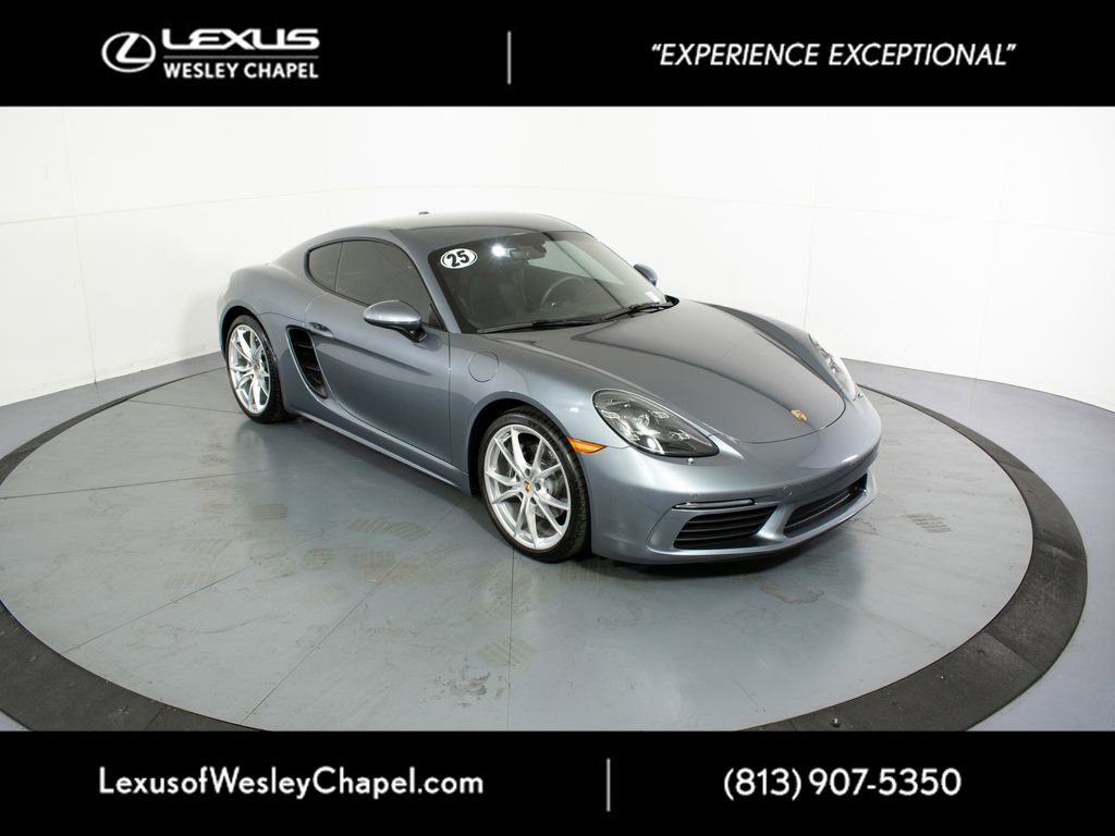 Used 2025 Porsche 718 Cayman RWD image 2