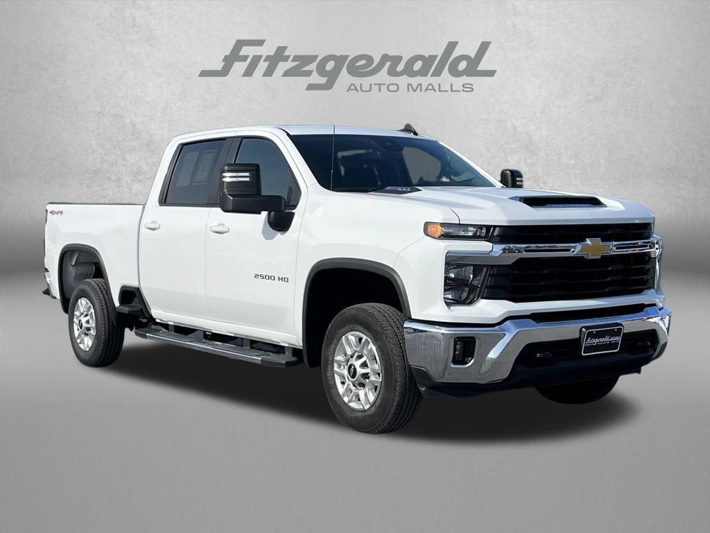 Used 2025 Chevrolet Silverado 2500 LT w/ Convenience Package AWD/4WD image 1