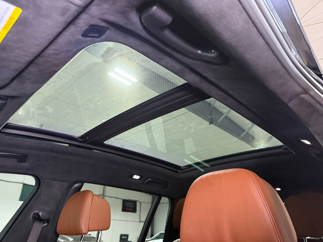 Used 2020 BMW X7 xDrive40i w/ M Sport Package image 27