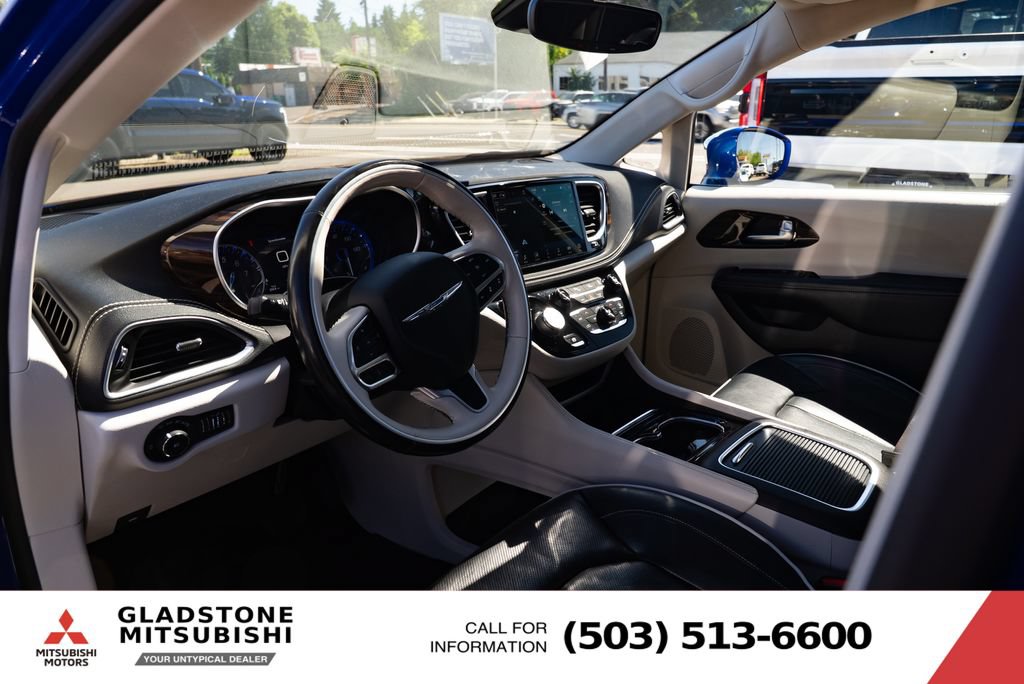 Used 2021 Chrysler Pacifica Limited AWD/4WD image 20
